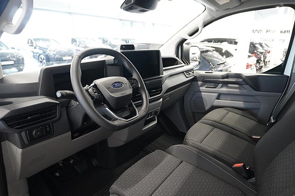 Ford Transit Custom 2 of 13