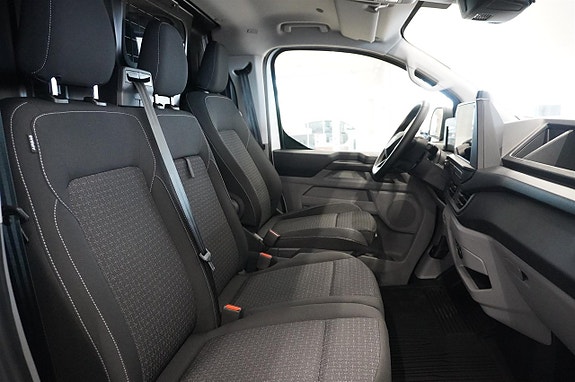 Ford Transit Custom 3 of 13
