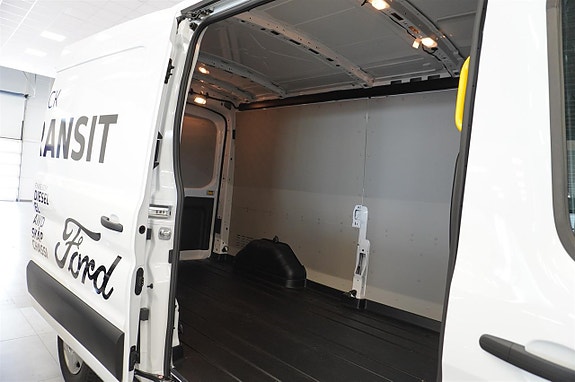 Ford Transit 6 of 11