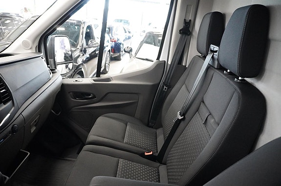 Ford Transit 11 of 11