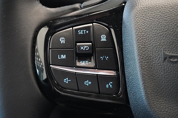 Ford Transit Custom 3 of 12