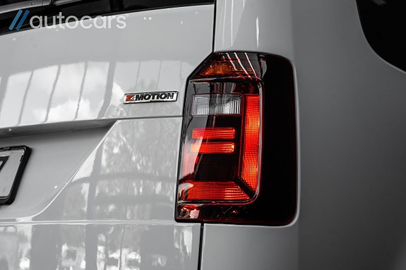 Volkswagen Caddy Maxi 13 of 28