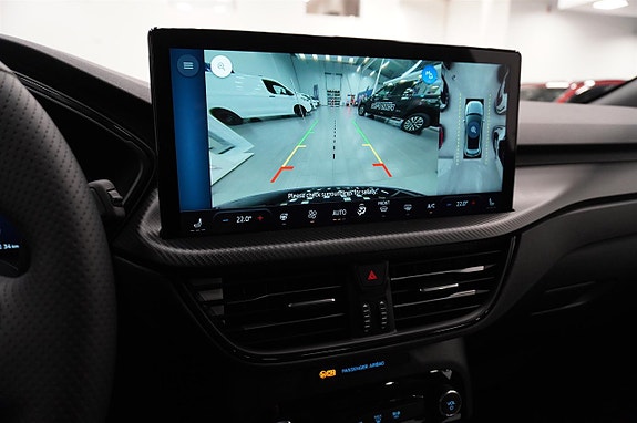 Ford Kuga 16 of 16