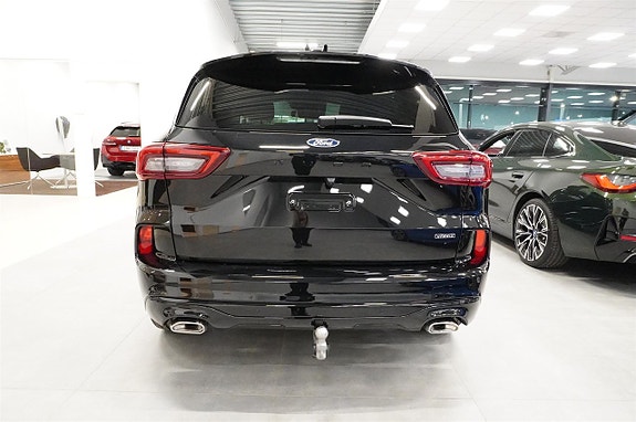 Ford Kuga 11 of 16