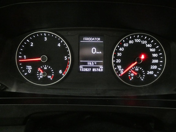 Volkswagen Transporter 13 of 21