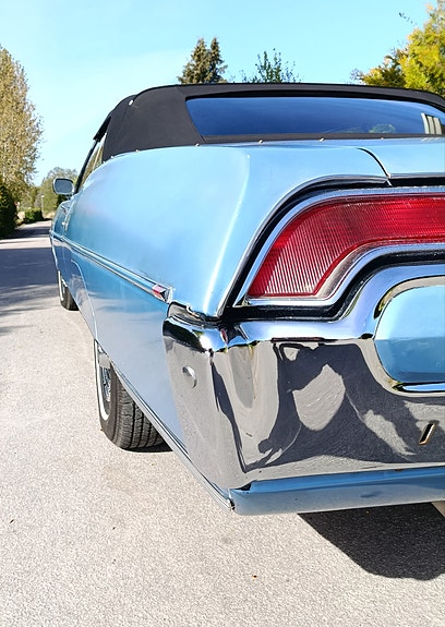 Pontiac Bonneville 10 of 10