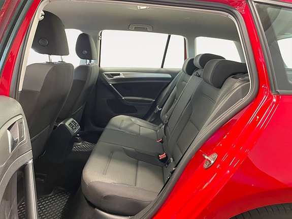 Volkswagen Golf VII 10 of 14