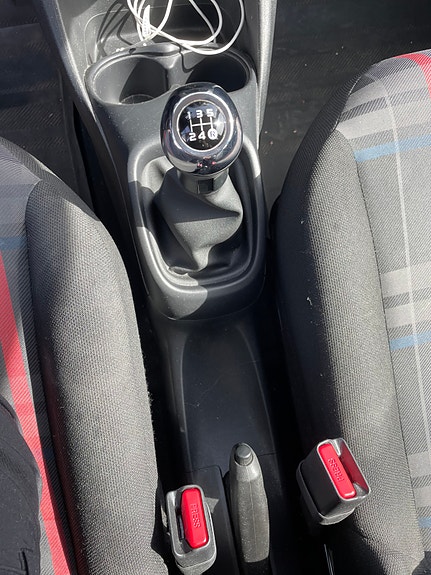 Peugeot 108 5 of 8