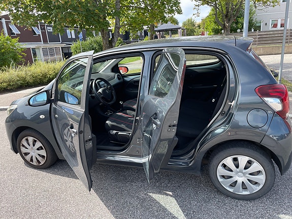 Peugeot 108 4 of 8