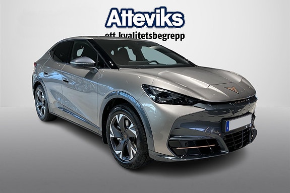 Cupra Tavascan 2 of 9