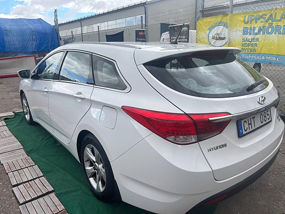 Hyundai i40 3 of 5