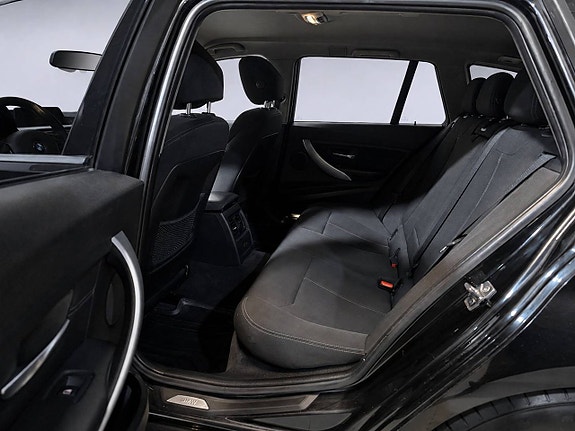 BMW 320d 26 of 26