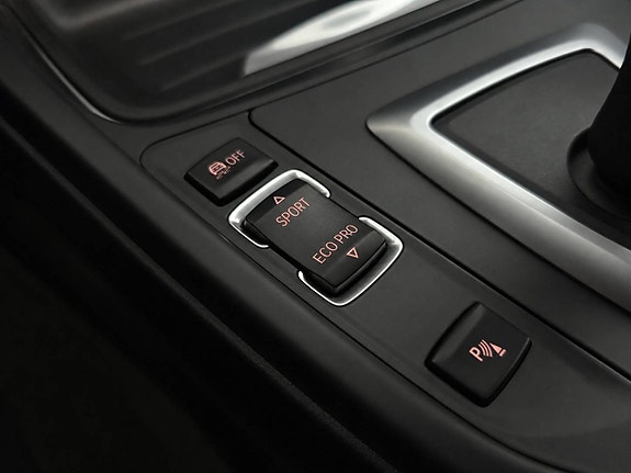BMW 320d 18 of 26