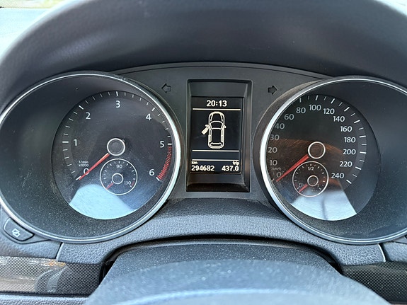Volkswagen Golf VI 6 of 7