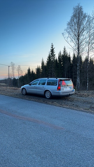 Volvo V70 7 of 7