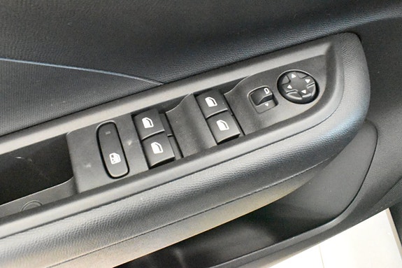 Opel Frontera 12 of 21