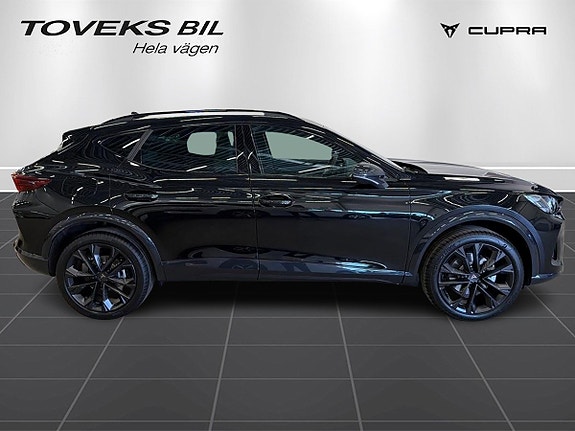 Cupra Formentor 2 of 15