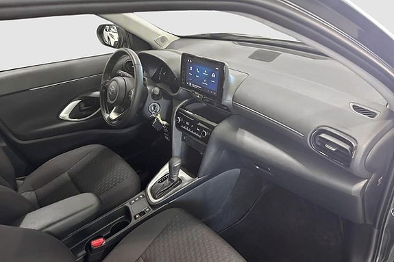 Toyota Yaris Cross 7 of 11