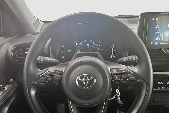 Toyota Yaris Cross 10 of 11