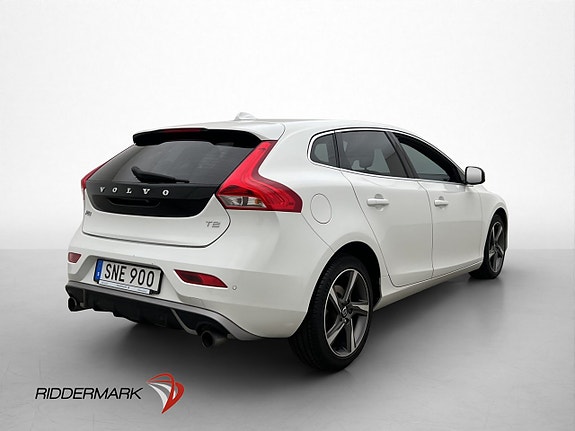 Volvo V40 8 of 29