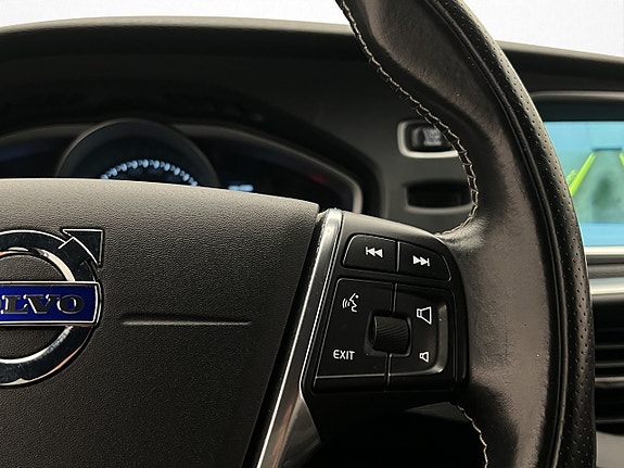 Volvo V40 16 of 29