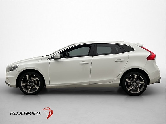 Volvo V40 4 of 29