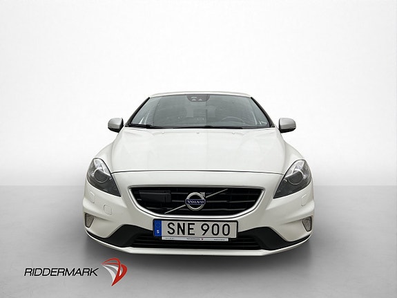 Volvo V40 2 of 29