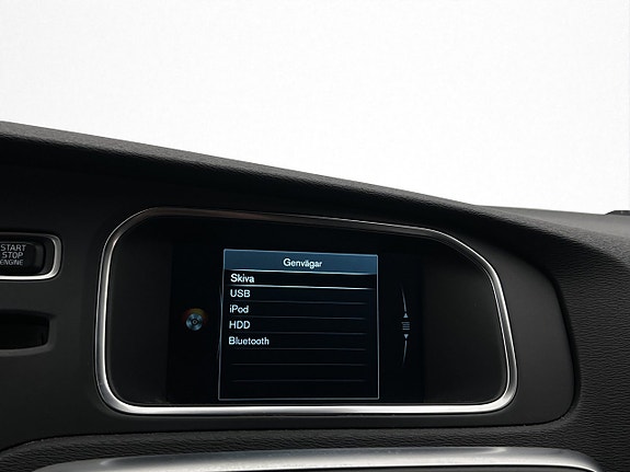 Volvo V40 19 of 29