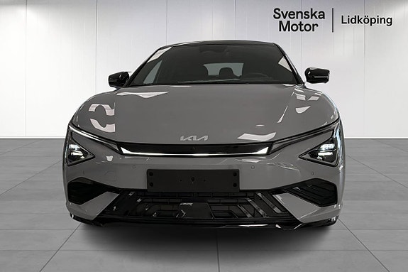 Kia EV6 2 of 17