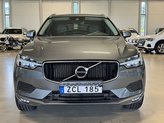 Volvo XC60 2 of 22