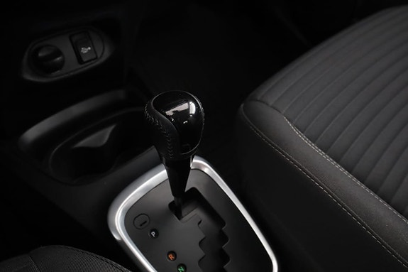 Toyota Yaris 28 of 30