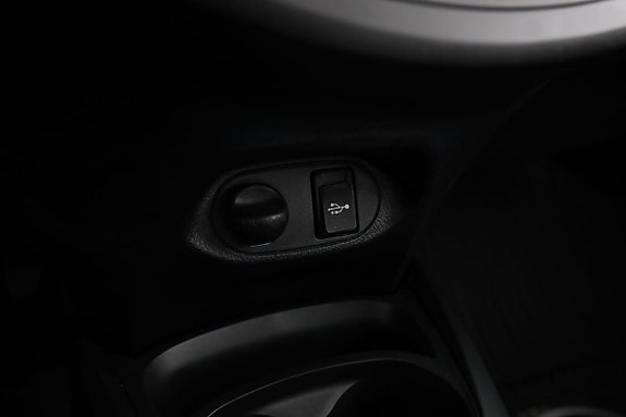 Toyota Yaris 26 of 30