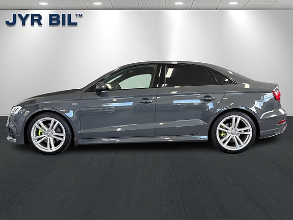 Audi A3 6 of 27