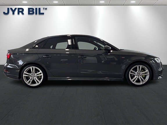 Audi A3 2 of 27