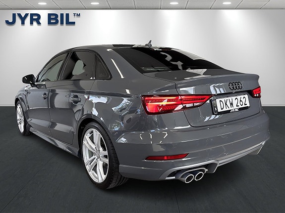 Audi A3 5 of 27