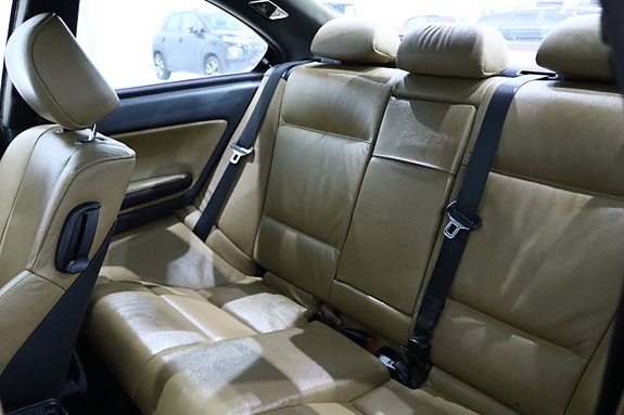 BMW 320 11 of 17