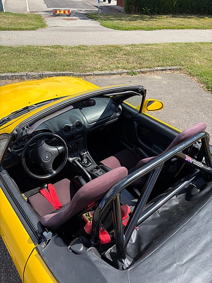 Mazda MX-5 18 of 21