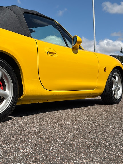 Mazda MX-5 5 of 21