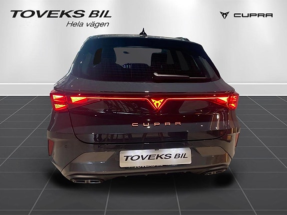 Cupra Leon 2 of 13