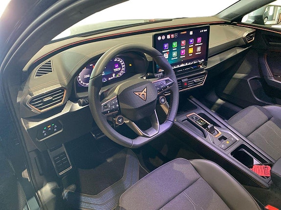 Cupra Leon 7 of 13