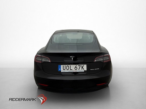 Tesla Model 3 8 of 30
