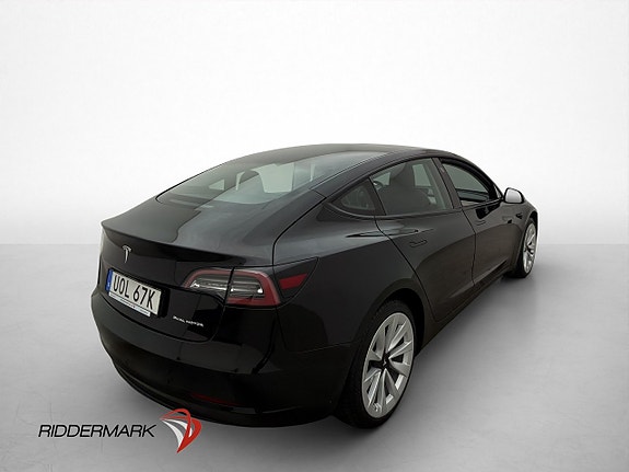 Tesla Model 3 9 of 30