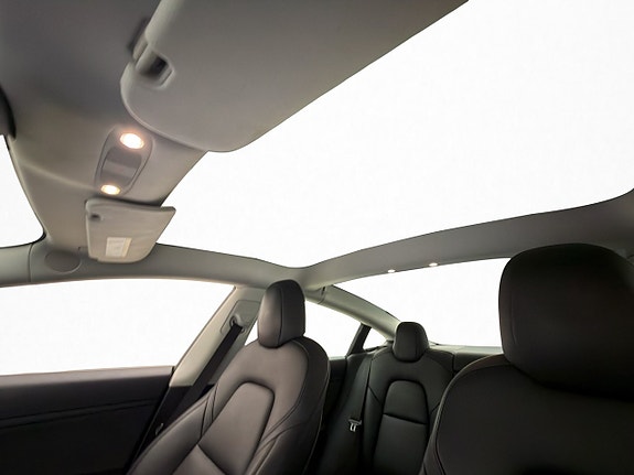 Tesla Model 3 13 of 30