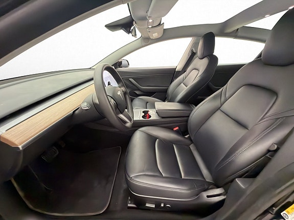 Tesla Model 3 12 of 30