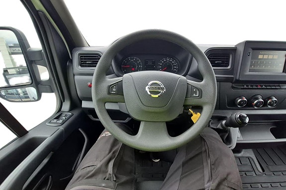 Nissan Interstar 22 of 30