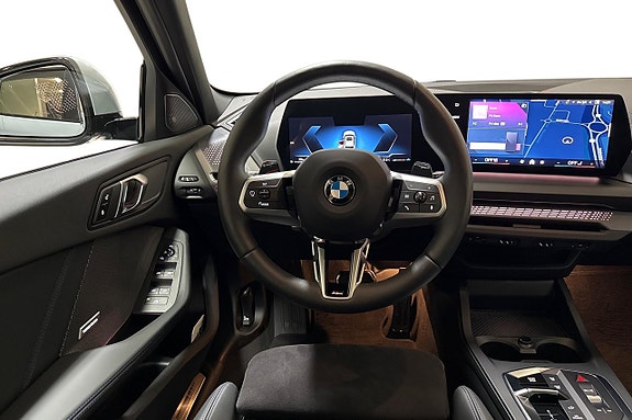 BMW 120 9 of 19