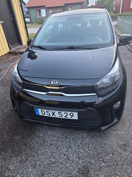 Kia Picanto 5 of 8