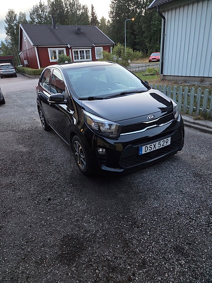 Kia Picanto 6 of 8