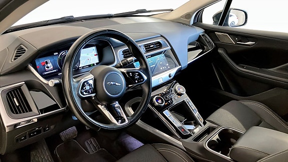 Jaguar I-PACE 12 of 13