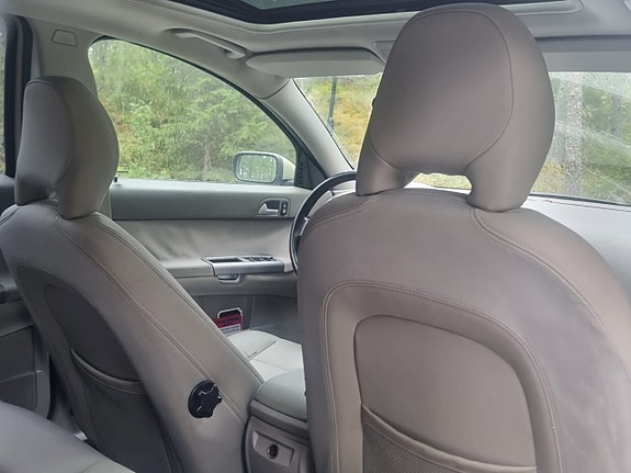 Volvo V50 11 of 19